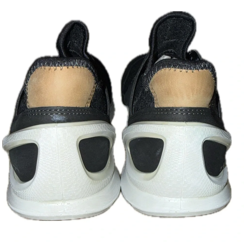 👟🧠 ECCO BIOM Slip-On Walking Sneakers Black Gray | Yak Leather | US 8.5 / EU 39